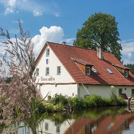 Hanuv Mlyn Homestay szállás